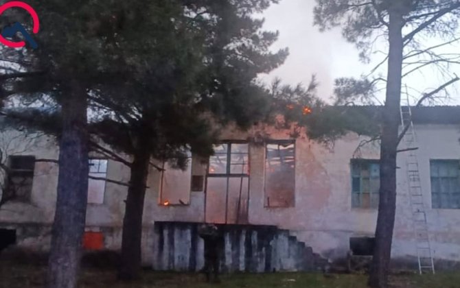 Oğuzda mədəniyyət evi yandı