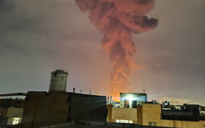 Иран и Израиль поразили НПЗ друг друга-Видео