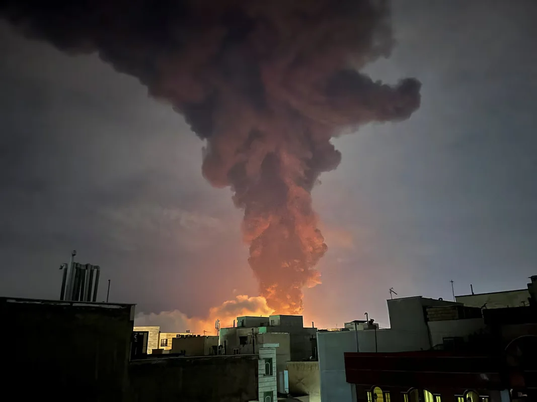 İsrail ordusu Livanın paytaxtına zərbələr endirib, ölənlər var