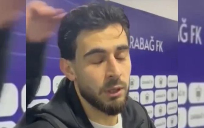 Ramil Elvinin başına şillə vurub danışmağa qoymadı - VİDEO