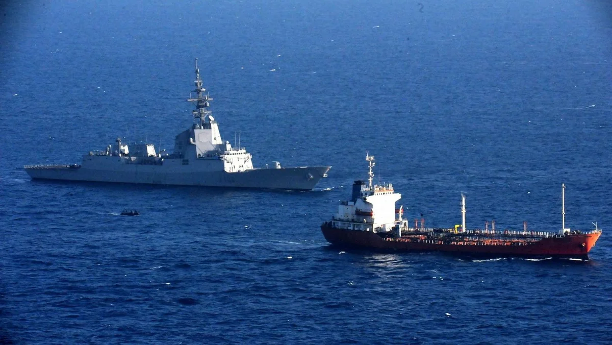 Пакистан начал операцию по защите морских путей поставок энергоносителей