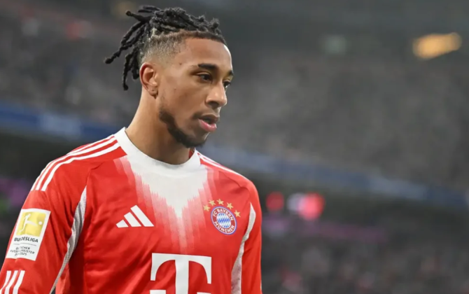 UEFA Maykl Olisenin sarı vərəqəni qəsdən alması ehtimalını araşdıra bilər