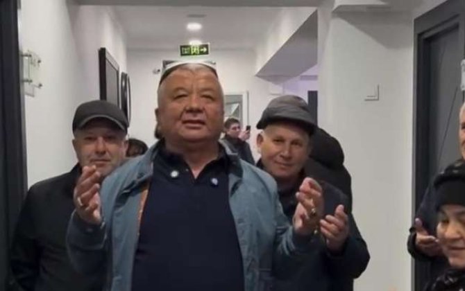 В Баку задержан народный целитель из Узбекистана, «лечивший» энергией рук