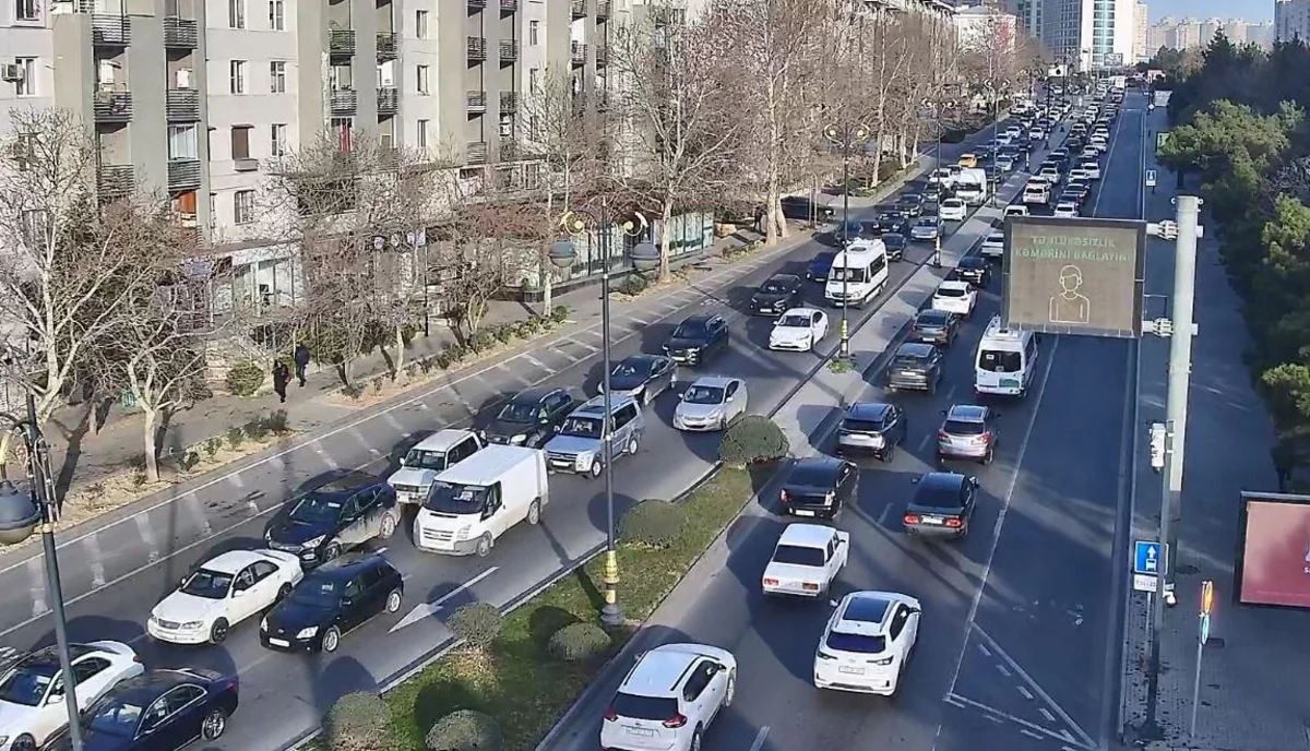 Paytaxtın bu küçələrində sıxlıq var - SİYAHI