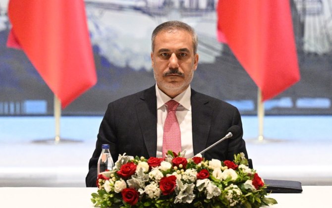 Фидан назвал атаку на Иран несправедливой и призвал остановить конфликт