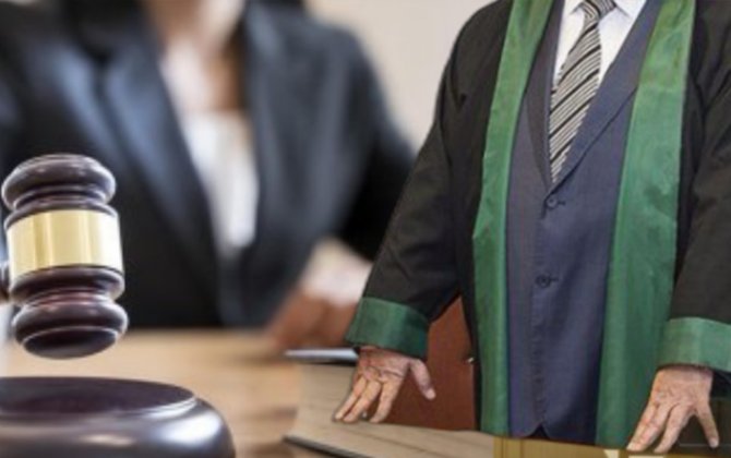 Yeni hakim təyin olunan vəkillər təltif edildi