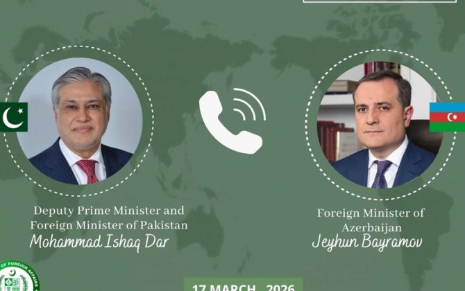 Ceyhun Bayramov pakistanlı həmkarı ilə danışdı