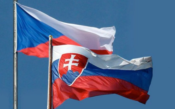 Çexiya və Slovakiya 