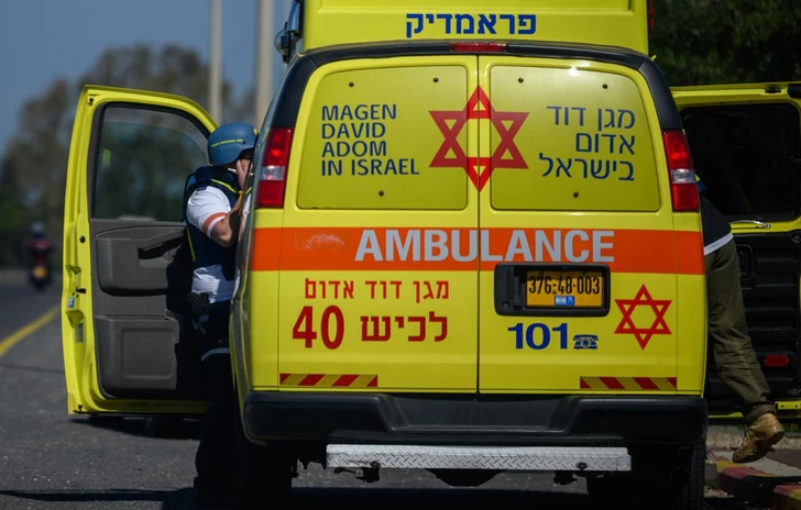 Два человека погибли при ударе иранской ракеты в центре Израиля-ОБНОВЛЕНО-ФОТО-ВИДЕО