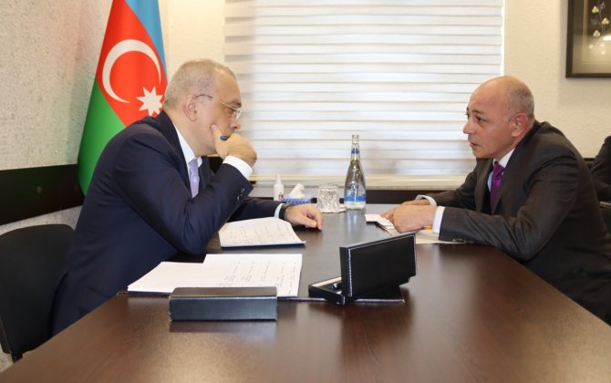 Agentlik sədri vətəndaşların müraciətlərini dinləyib - FOTOLAR