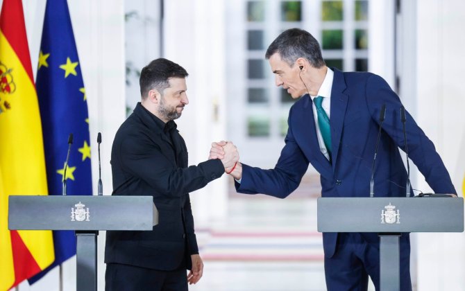 Испания выделит 1 млрд евро на военную поддержку Украины в 2026 году