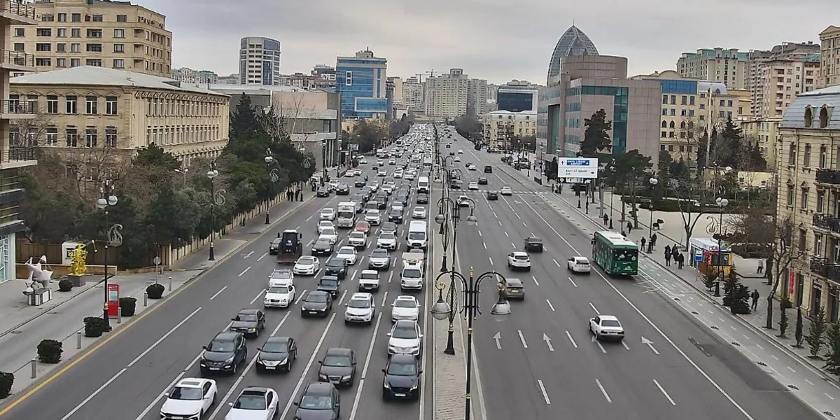 Bakının bu küçələrində sıxlıq var - SİYAHI