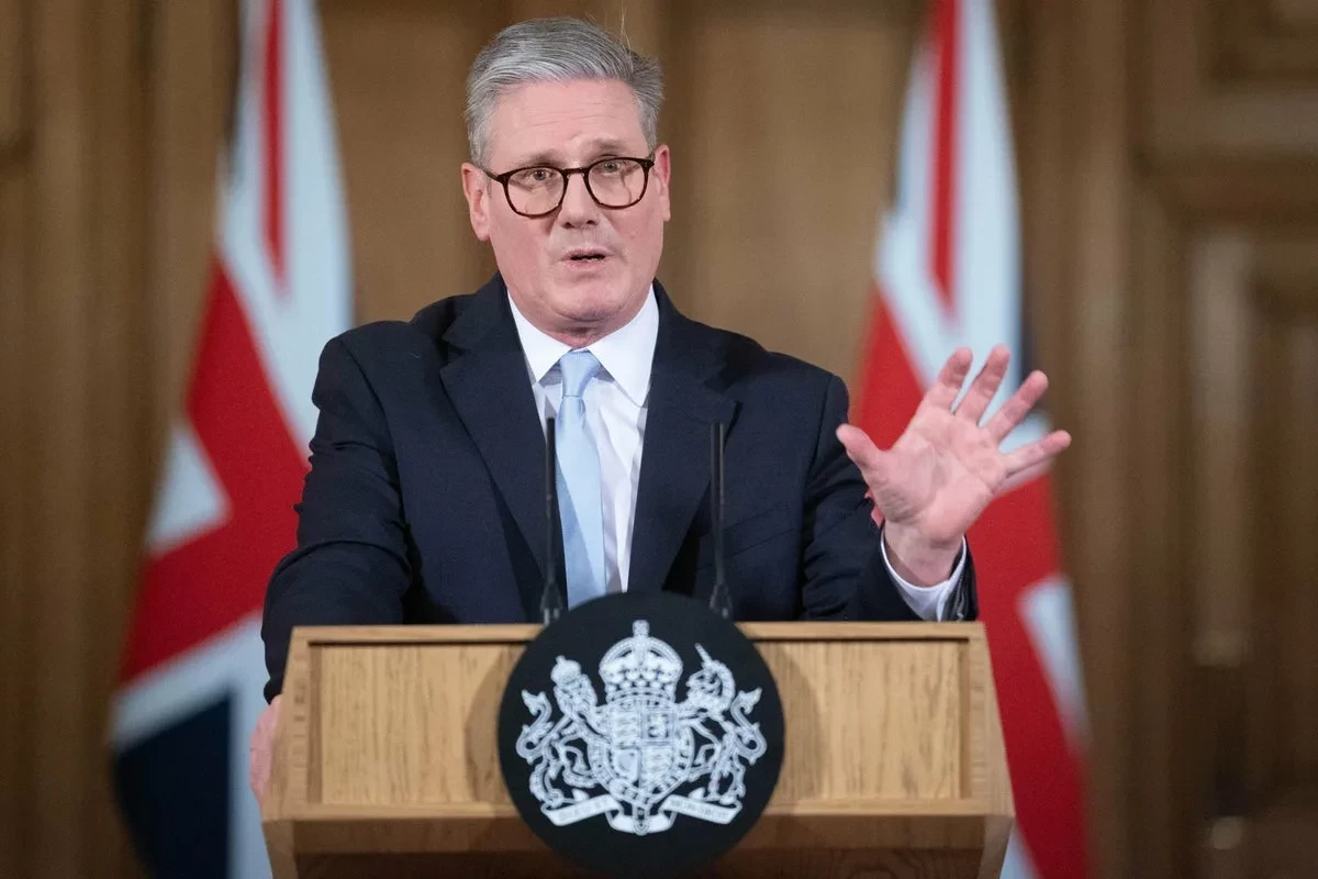 Starmer İranın zərbələrindən sonra Qətərə dəstək verəcəyini bəyan edib