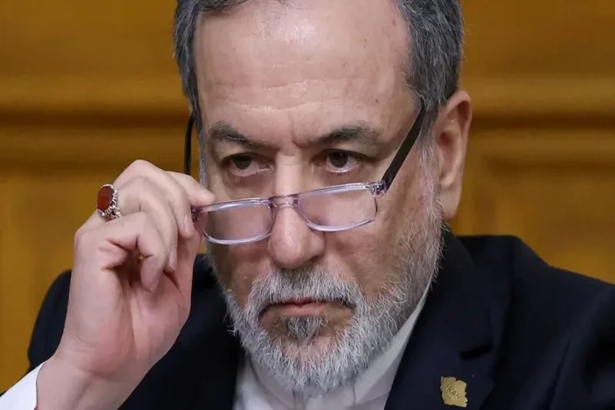 Əraqçi Böyük Britaniyanı ABŞ və İsrailin “təcavüzündə” iştirakda ittiham edib