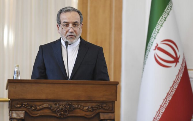 Арагчи: США, как и во Вьетнаме, скрывают свои потери в Иране