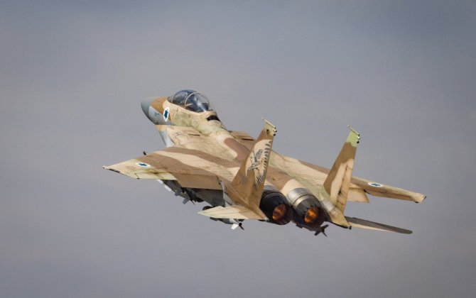 Израильская армия наносит удары по целям в Тегеране