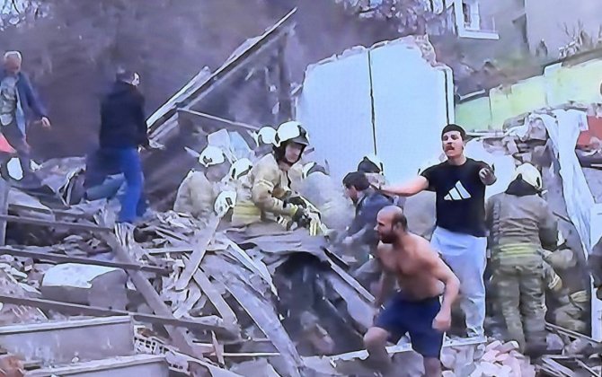 Yaşayış binası uçdu - Yaralılar var - YENİLƏNİB - VİDEO