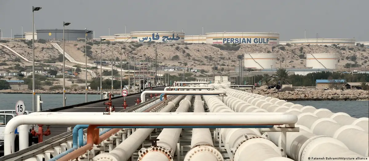 FT: Нефтегазовые сделки в США парализованы из-за эскалации вокруг Ирана