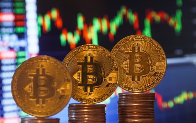 Биткоин рухнул ниже $69 000 на фоне войны