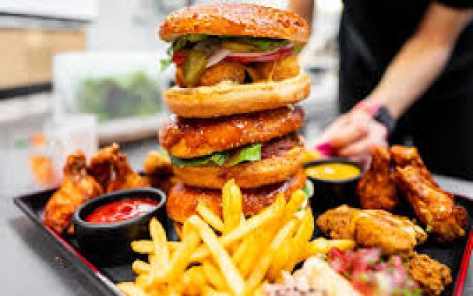 Ультрапереработанные продукты повышают риск инфаркта и инсульта на 67%