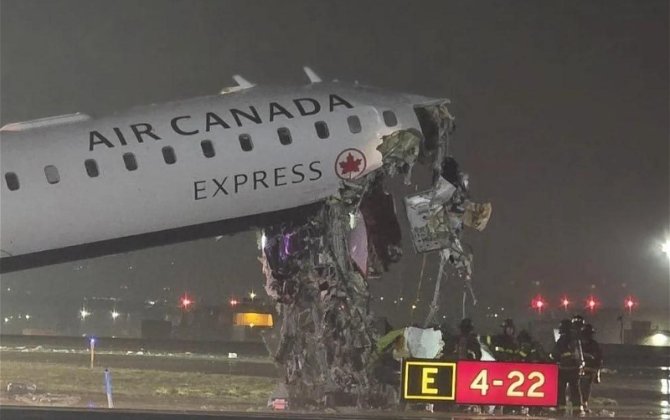 Четыре человека пострадали при столкновении самолета Air Canada Express с транспортом - ОБНОВЛЕНО
