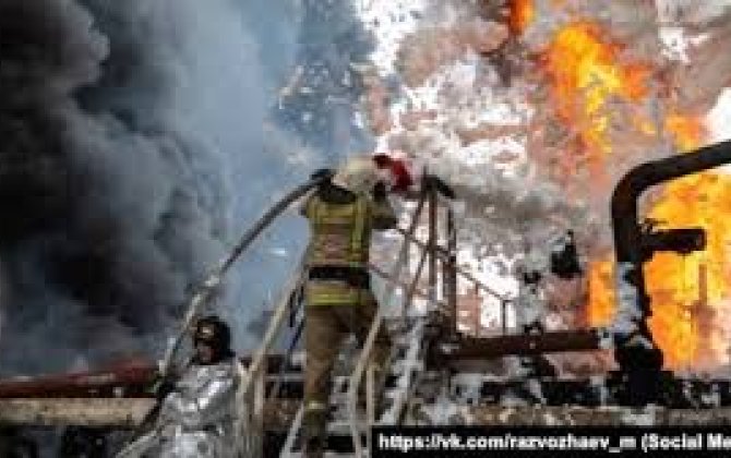 В Ростове загорелись топливные склады