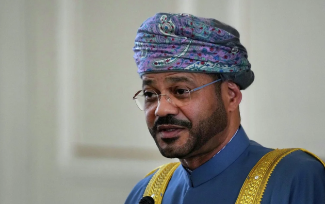Bədr əl-Busaidi: Oman Hörmüz boğazında gəmiçiliyin təmin edilməsi üzərində işləyir