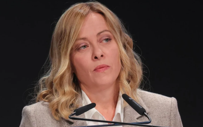 Meloni məhkəmə islahatları ilə bağlı keçirilən referendumda məğlubiyyətini etiraf edib