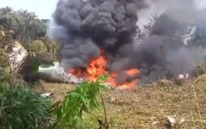 Около 57 военных удалось спасти после крушения самолета в Колумбии - ОБНОВЛЕНО