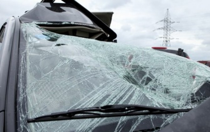 Ağstafada mikroavtobus qəzaya düşdü - Xəsarət alanlar var