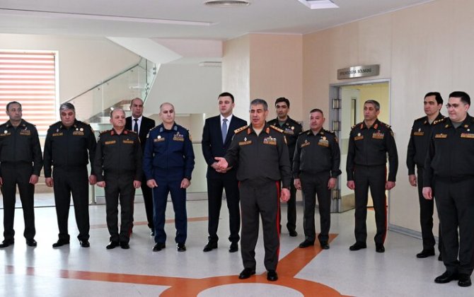 Руководство Минобороны Азербайджана посетило военный госпиталь-ФОТО