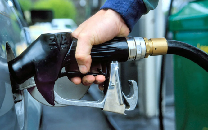 Dizel yanacağının qiymətləri rekord həddə çatır