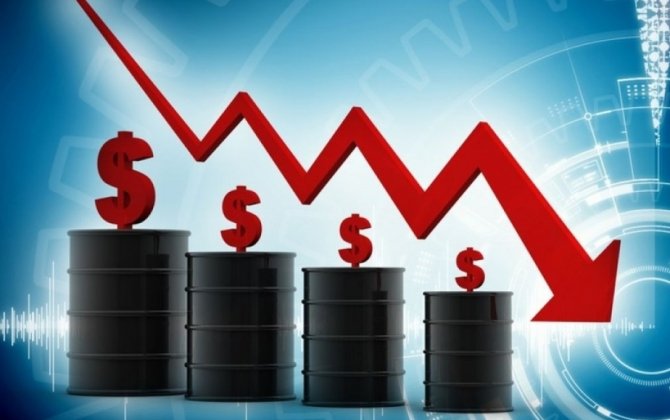 Цена азербайджанской нефти незначительно снизилась