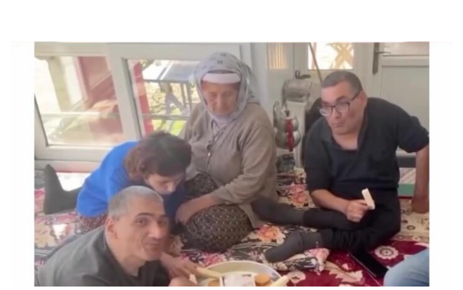 Örnək ailə: 52 ildir 3 qüsurlu övladlarına baxırlar - VİDEO