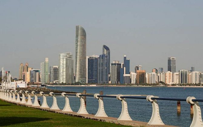 Два человека погибли в Абу-Даби в результате падения обломков ракеты