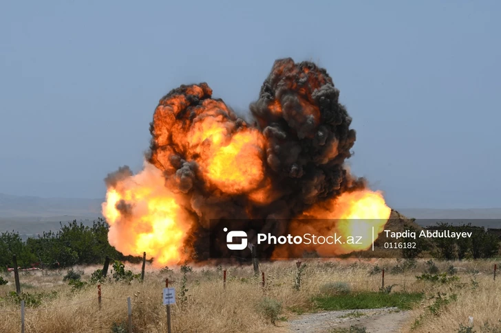 Подорвавшийся на мине в Агдаме находится в реанимации