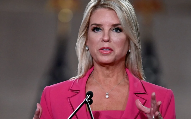 ABŞ Ədliyyə Nazirliyi Maduroya qarşı işi genişləndirə bilər