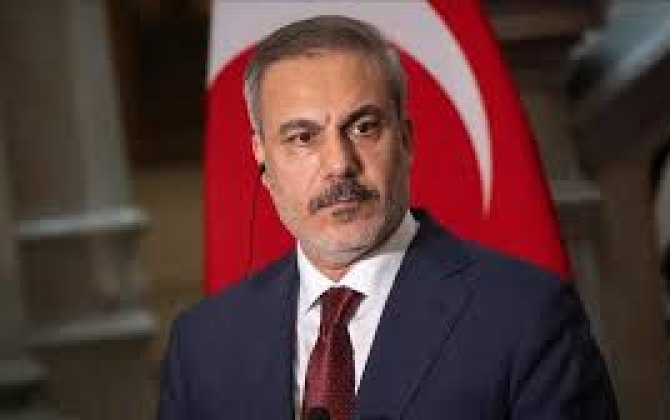 Фидан: Обсуждаются сценарии ввода войск США на иранские острова в Персидском заливе