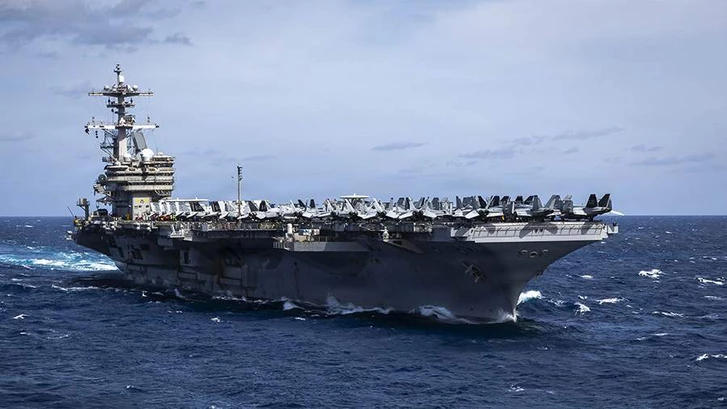 США направляют авианосец USS George H.W. Bush на Ближний Восток в зону конфликта с Ираном