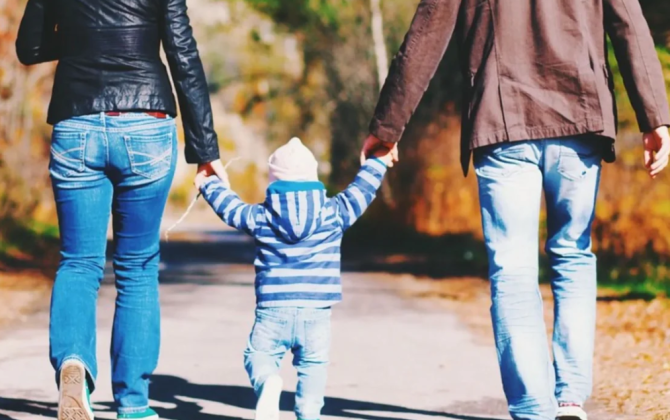 Azərbaycanda bu günə qədər 856 uşaq övladlığa verilib