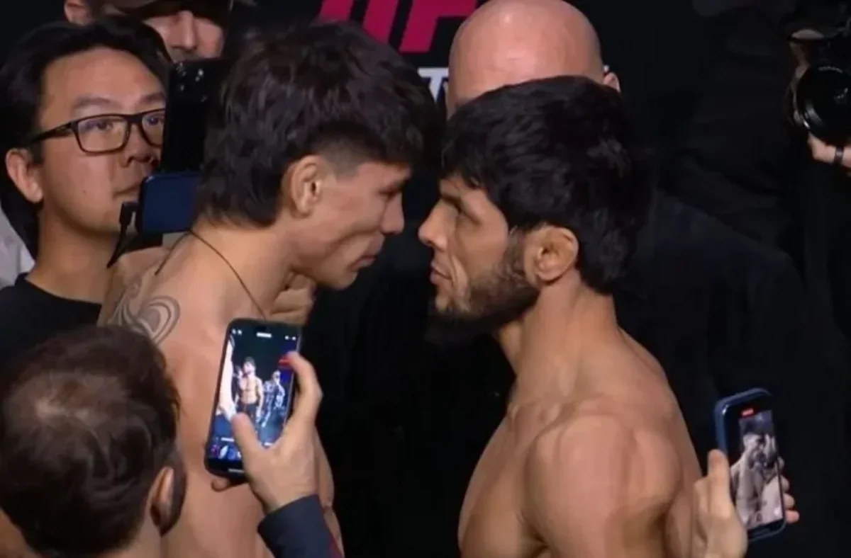 Tofiq Musayev UFC-də ilk qələbəsini qazandı - VİDEO