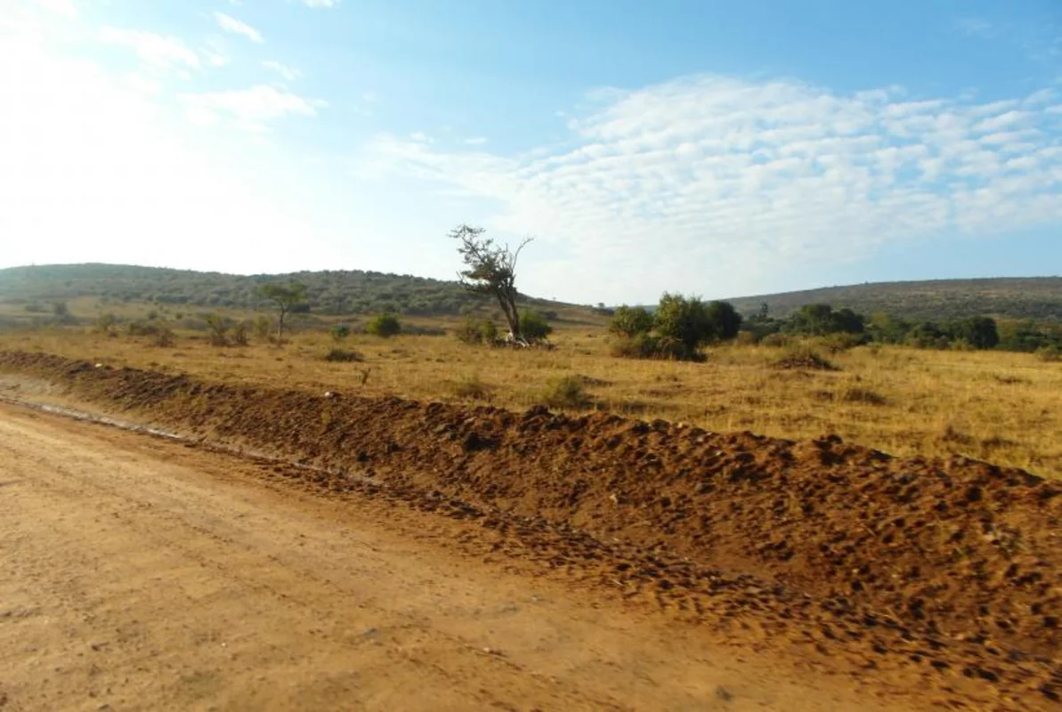 Под Африкой бушует гигантский поток магмы, который постепенно раскалывает континент