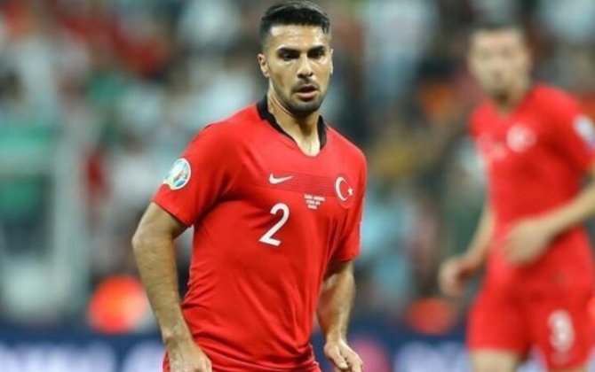 Türkiyə millisinin üzvü “Qalatasaray”a keçə bilər