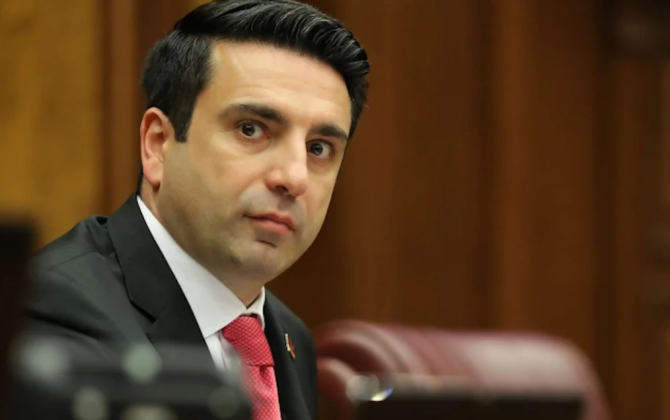 Simonyan belçikalı parlamentarilərlə Azərbaycanla sülh prosesini müzakirə edib