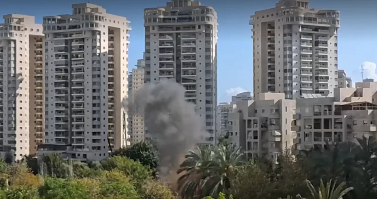 İran İsraili yenidən vurdu: 10 nəfər yaralandı 