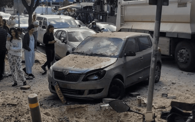 İran raketinin qalıqları Ukrayna səfirliyinin yaxınlığına düşdü...