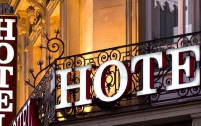 Отели Азербайджана фиксируют массовые отмены бронирований