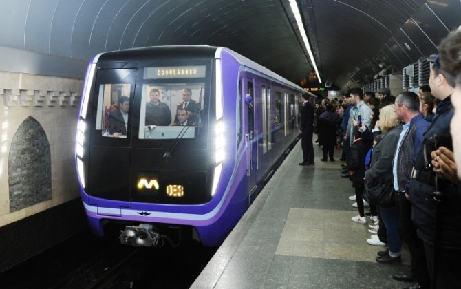 Бакинский метрополитен перевез почти 2 млн пассажиров в праздничные дни