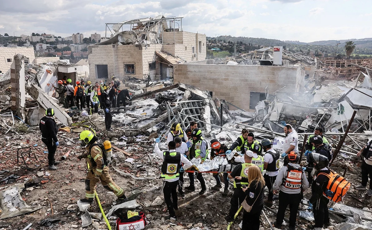 При ударе Ирана по Израилю пострадали как минимум 14 человек