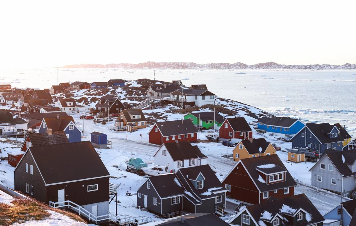 ABŞ Qrenlandiyadakı üç bazaya giriş üçün Danimarka ilə danışıqlar aparır